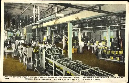 Ak Michigan USA, One of severel Post Toasties Packing Room, Food Factory