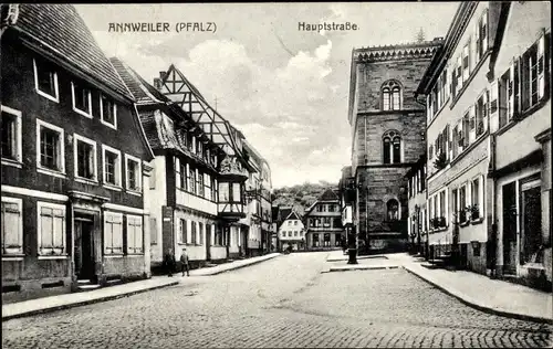 Ak Annweiler am Trifels im Kreis Südliche Weinstraße, Blick in die Hauptstraße, Handlung J. Meyer