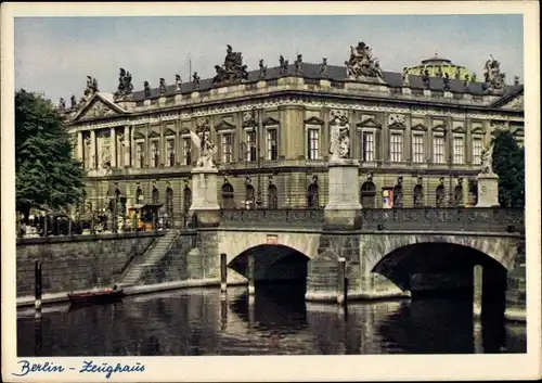 Ak Berlin Mitte, Zeughaus