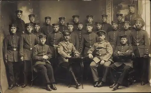 Foto Ak Deutsche Soldaten, Kaiserreich, Gruppenaufnahme, I WK