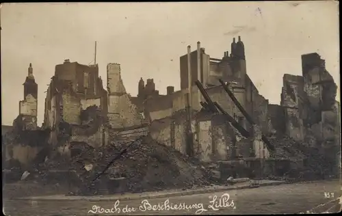 Foto Ak Lille Nord, Teilansicht der zerstörten Stadt, Kriegszerstörungen, I WK