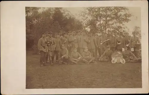 Foto Ak Deutsche Soldaten in Uniformen, Musikinstrumente, Gruppenaufnahme