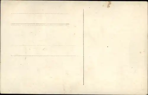 Foto Ak Deutscher Soldat mit Zigarre