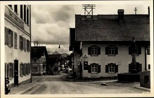 Ak Nesselwang im Allgäu, Straßenpartie, Gasthaus