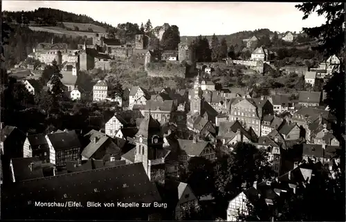 Ak Monschau Montjoie in der Eifel, Blick von Kapelle zur Burg