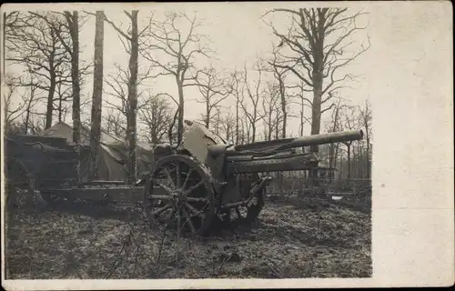 Foto Ak Zerstörtes Geschütz, I WK, Feld-Artillerie