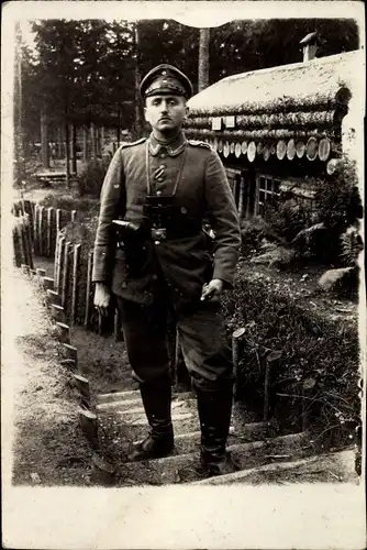 Foto Ak Russland, Deutscher Soldat, Standportrait