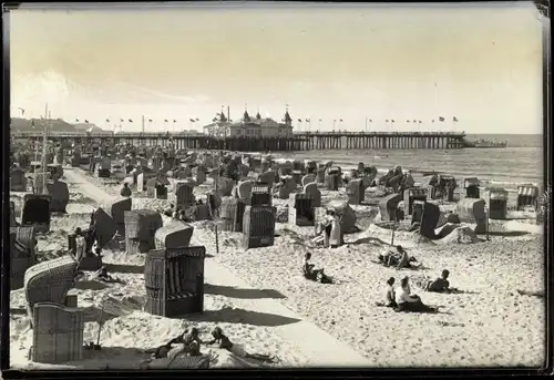 Foto Ostseebad Ahlbeck Heringsdorf auf Usedom, See, Strand, Seebrücke, Pavillon