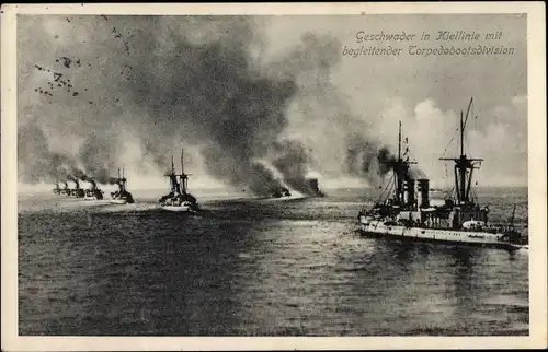 Ak Deutsche Kriegsschiffe, Geschwader in Kiellinie mit begleitender Torpedobootsdivision