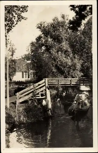 Ak Hippolytushoef Nordholland, Bootspartie, Brücke