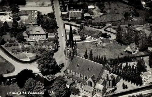 Ak Blaricum Nordholland Niederlande, Herv. Kerk, Panorama, Luftbild