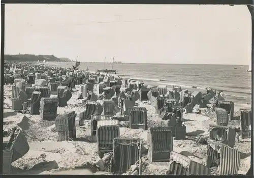 Foto Ostseebad Ahlbeck Heringsdorf auf Usedom, Strandpartie, Strandkörbe