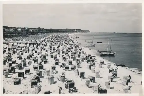 Foto Ostseebad Ahlbeck Heringsdorf auf Usedom, Strand, Strandkörbe