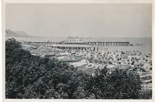 Foto Ostseebad Ahlbeck Heringsdorf auf Usedom, Blick auf den Strand