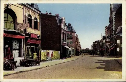 Ak Bapaume Pas de Calais, Rue de Peronne