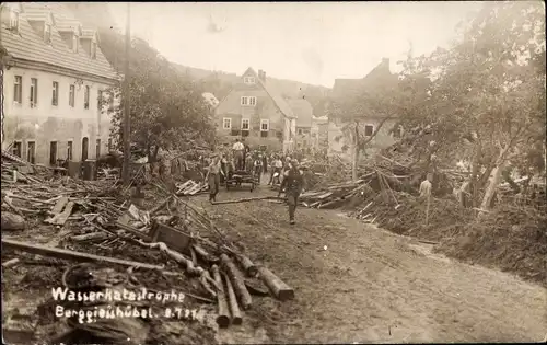 Foto Ak Berggießhübel in Sachsen, Hochwasser 1927, Zerstörungen im Ort