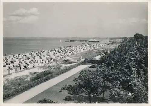 Foto Ostseebad Ahlbeck Heringsdorf auf Usedom, Strand, Promenade