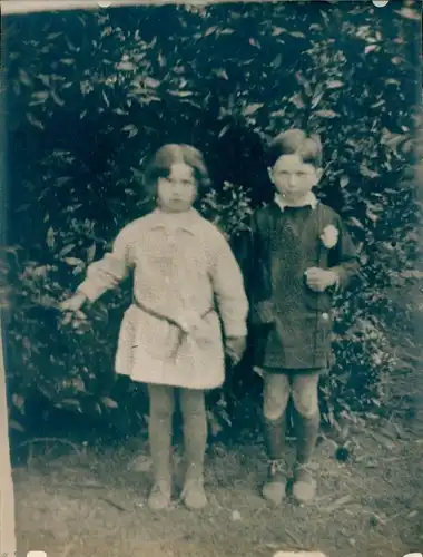 Foto Combalie, Henri, Toulouse, Portraitfotografie, Schwester und Bruder im Grünen