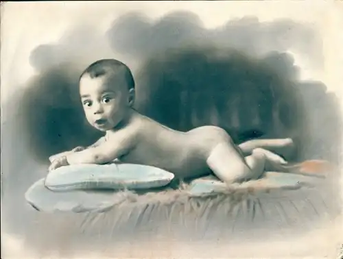 Foto Combalie, Henri, Toulouse, Portraitfotografie, Kleinkind liegend