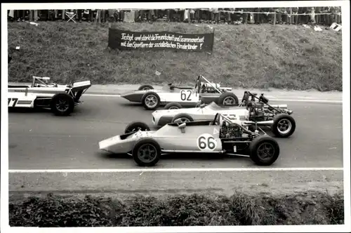 Foto Frohburg Sachsen, Frohburger Dreieck Rennen 1977, Formel Wagen B8/1300ccm, Lehmann, M., Juppe