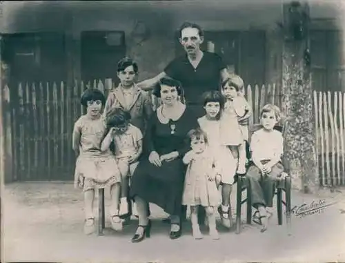 Foto Combalie, Henri, Toulouse, Portraitfotografie, Familie mit ihren Kindern