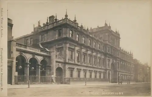 Kabinett Foto London City England, Royal Academy