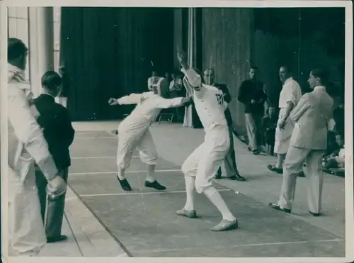 Foto Olympia 1936, Fechter im Kampf, Fischer gegen Jesensky