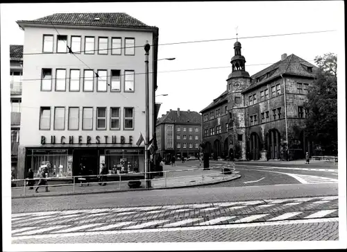 Foto Nordhausen am Harz, Rathaus von der Rautenstraße aus, Bücherstube, 1975
