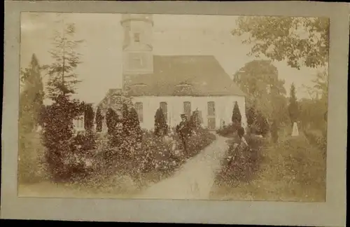 CdV Naundorf in Sachsen, Kirche, Friedhof