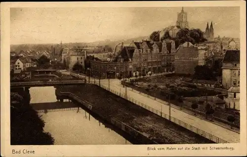 Ak Kleve am Niederrhein, Blick vom Hafen auf die Stadt mit Schwanenburg