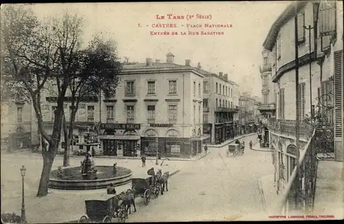 Ak Castres Tarn, Place Nationale, Entree de la Rue Sabatier
