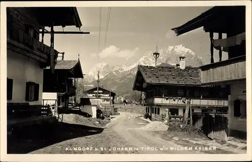 Ak Sankt Johann in Tirol, Almdorf, Straße, Wilder Kaiser