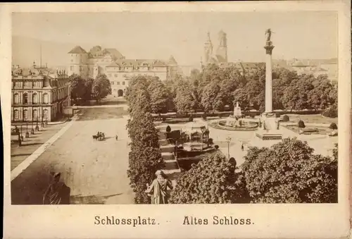 Foto Stuttgart am Neckar, Schlossplatz, Altes Schloss, um 1860