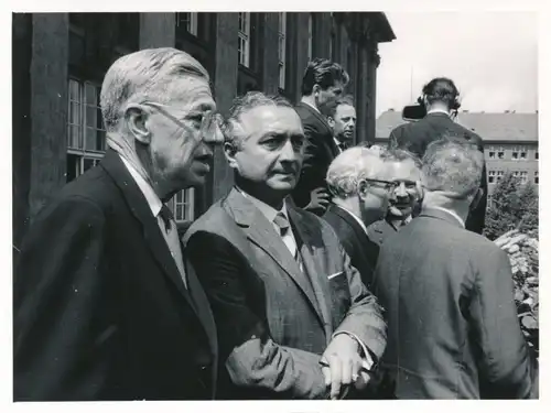 Foto Berlin Schöneberg, Bert Sass, Rathaus, Vizekanzler Erich Mende, John F. Kennedy Besuch 1963