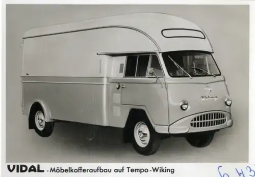 Foto Fahrzeug Firma Vidal Harburg, Möbelkofferaufbau auf Tempo-Wiking