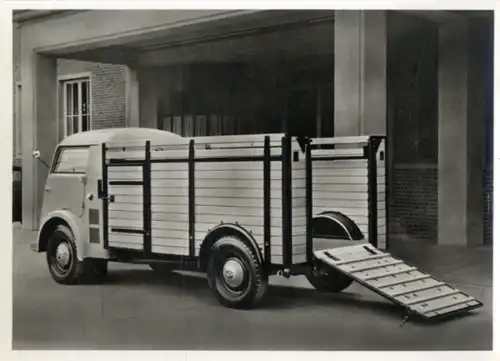 Foto Fahrzeug Firma Vidal Harburg, Tempo-Matador 1000 bzw. 1400, Viehtransporter