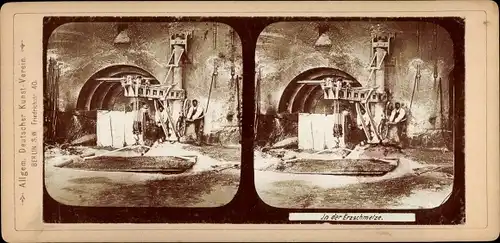 Stereo Foto In der Erzschmelze, Bergleute