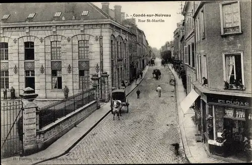 Ak Condé sur Noireau Calvados, Rue St. Martin