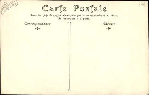 Ak Cabourg Calvados, Le Grand Hotel, vue prise de la Rue de la Mer