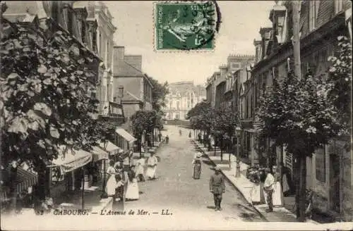 Ak Cabourg Calvados, L'Avenue de Mer