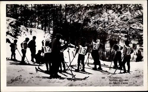 Ak Le Mont Dore Puy de Dôme, Sports d'Hiver, Skifahrer