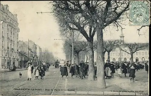 Ak Charenton Le Pont Hauts de Seine, Rue de Paris, Ecoles