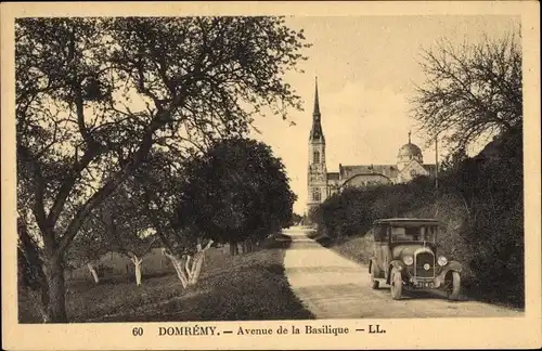 Ak Domrémy la Pucelle Vosges, Avenue de la Basilique, Kirche, Auto Kennzeichen 291-N19