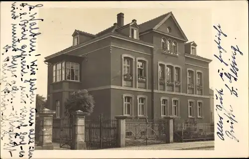 Foto Ak Herford in Nordrhein Westfalen, Straßenpartie mit Wohnhaus