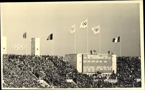 Foto Berlin Olympia 1936, Olympiastadion, Diskuswerfen der Männer, Ergebnistafel