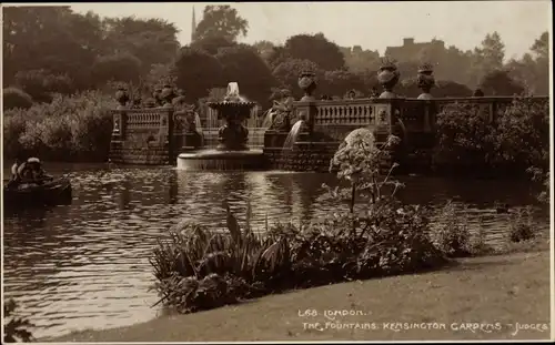 Ak London City England, The Fountains, Kemsington Gardens