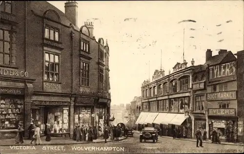 Ak Wolverhampton West Midlands England, Victoria Street, Tyler's Boot Market