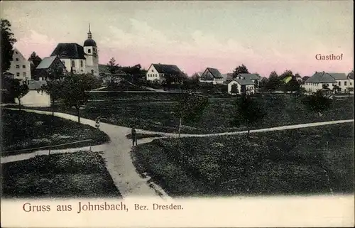 Ak Johnsbach Glashütte im Osterzgebirge, Wegpartie mit Kirche und Gasthof