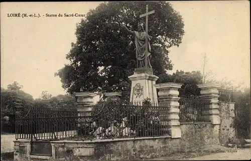 Ak Loiré Maine et Loire, Statue du Sacre Coeur