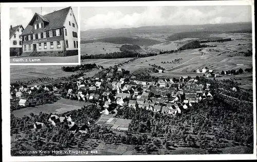 Ak Dornhan im Schwarzwald, Gasthaus zum Lamm, Totalansicht der Ortschaft, Fliegeraufnahme